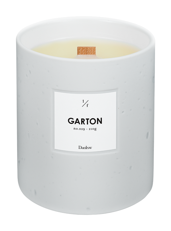 フレグランスウッドキャンドル  - GARTON(ガートン) -